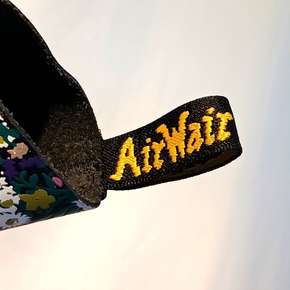 DR. Martens Floral Boots Air Wait With Bouncing Soles👢🌺💮🌸🪻 - Picture 13 of 17